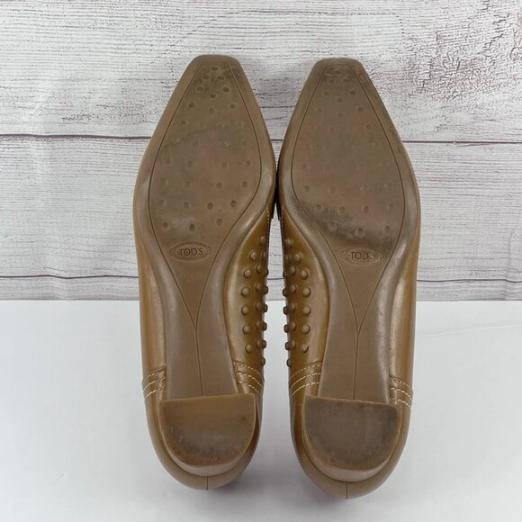 Tod's Women Sz 38 EU 7.5 US Leather Pointed Toe Low Heel Shoes Nude Tan Slip On - Picture 7 of 7